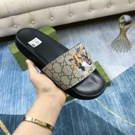 Picture of Gucci Slippers _SKU341991174952004